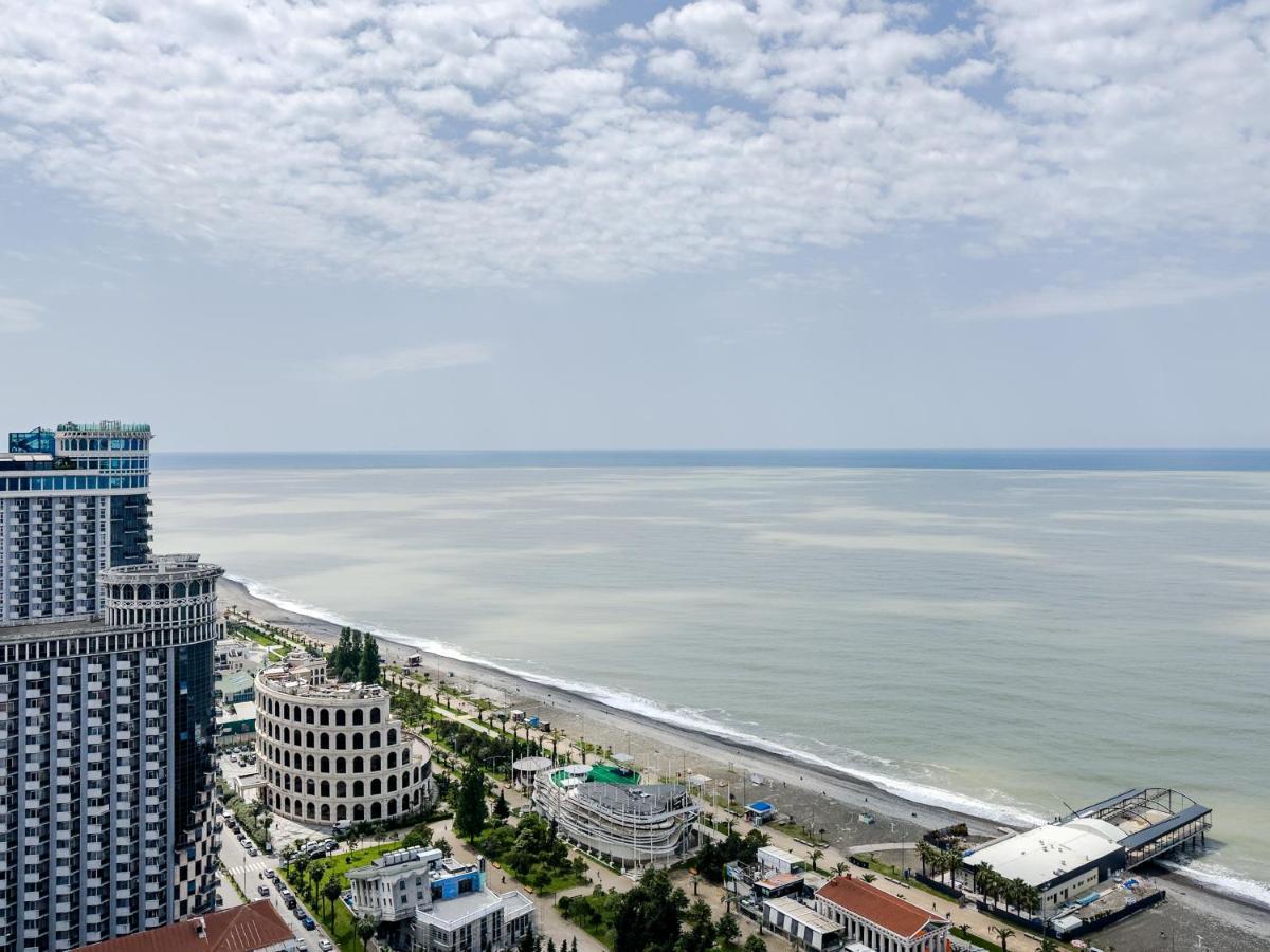 Orbi City In Batumi Batoemi Buitenkant foto